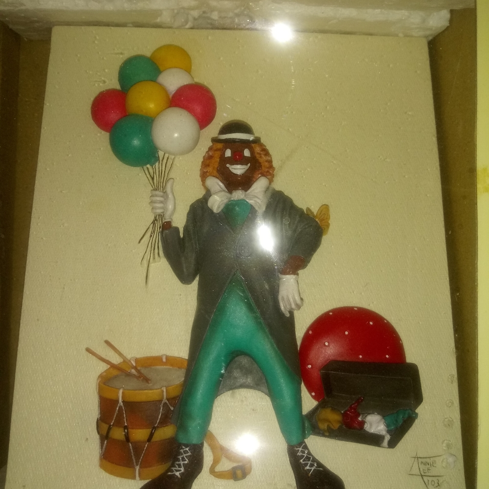 Annie Lee clown plaque - Valentine